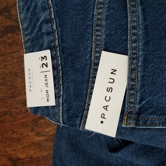 NWT PACSUN Mom Jean - Picture 3 of 4